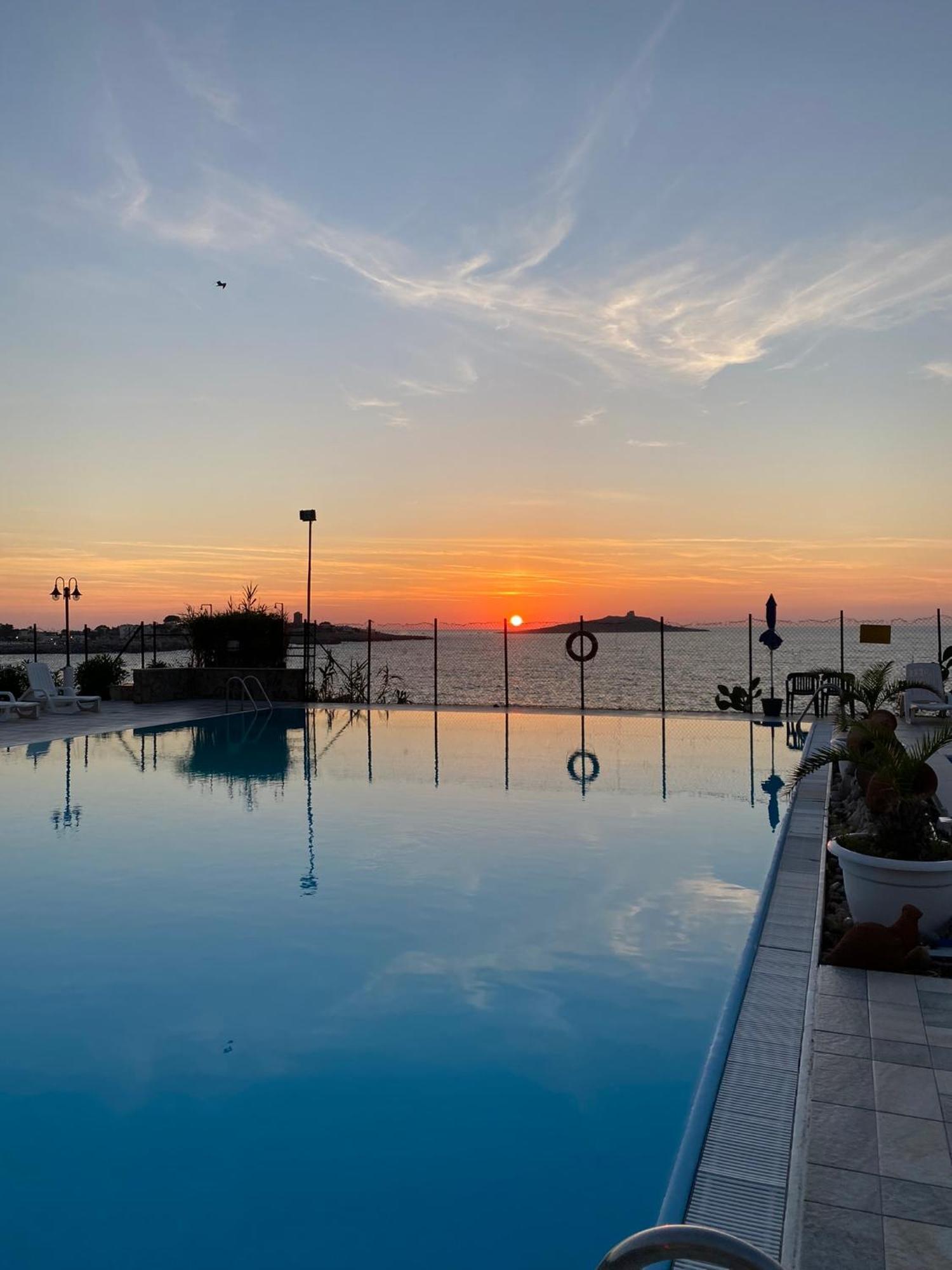 Hotel La Scogliera Azzurra Isola delle Femmine Esterno foto